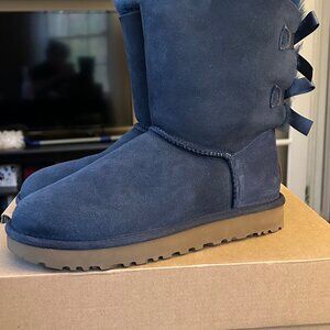 UGG Women's Bailey Bow II NEW IN BOX